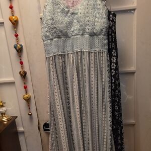 No Boundaries Gray Textured Top